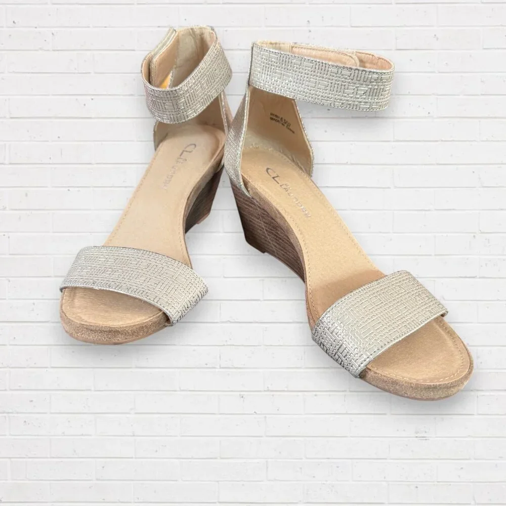 CL by LAUNDRY Metallic Ankle Strap Wood Wedge Summer Sandals Heels 6.5